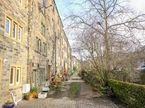 Riverview Cottage, Holmfirth, 