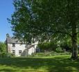 Historic Holiday Home Inllangynidr With Private Garden