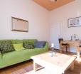 Bright, Sunny West End Two Bed Flat