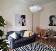 Two-bedroom Flat In Leith