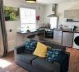 Upper Highview - Self Catering Apartment, Fpventures Stroud
