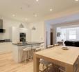 The White Wood Forest - Jewellery Quarter 3bdr Home