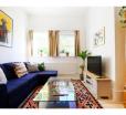 Stylish Apartment Minutes From Central London
