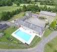 The Stables With Pool & Hot Tub