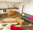 Picturesque Addenbrookes Apartment With Parking & Terrace & Sleeps 6