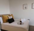 Very Central 2 Mins To Canals 17th Floor City View - Studio Apartment