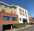 Blue Sky Apartments@ Abbots Yard, Guildford