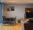 Modern 1 Bedroom Apartment With Balcony By Preston Park