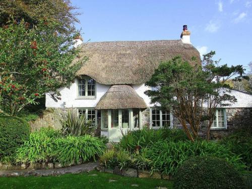 Thatch Cottage, Coverack, St Keverne, 