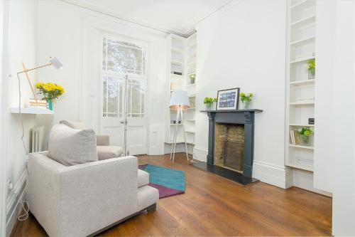 5-bed 3-floor Home In Notting Hill Near Kensington For 10 People, Notting Hill, 
