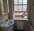 Large 1 Bed Apartment Close To Central Line