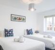Niksa Serviced Accommodation - 3 Bedroom House Welwyn Garden City