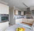 Stylish 3-bed Flat With Balcony In West Kensington