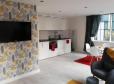Beautifully Stunning 5* City Centre Apartment. Two Bedrooms, Two Bathrooms And Two Balconies, Pl