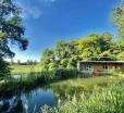 Secluded, New Forest Riverside Lodge