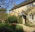 Listed Cottage In Rural West Dorset