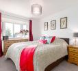 Stylish Property In Bicester Centre At Phoenix Homes