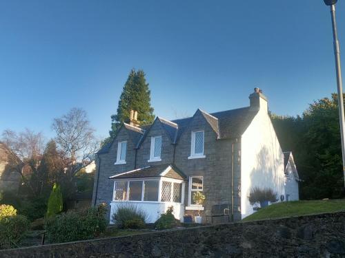 Whinburn Guest House, Fort William, 
