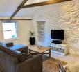 Immaculate 2-bed Loft St Ives 2 Min From Beach