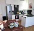 A Modern 2 Bedroom Apartment Close To The City Centre
