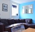 Bright And Colourful 4 Bedroom In Trendy East London