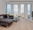 Modern And Stylish 2 Bedroom Flat With A Stunning View