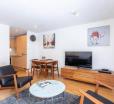 Modern 2 Bed Broompark/central Apt. With Parking