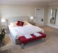 Broadway House Luxury Serviced Rooms