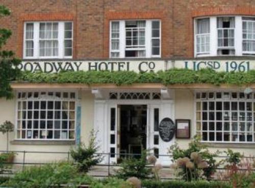 The Broadway Hotel, Letchworth Garden City, 