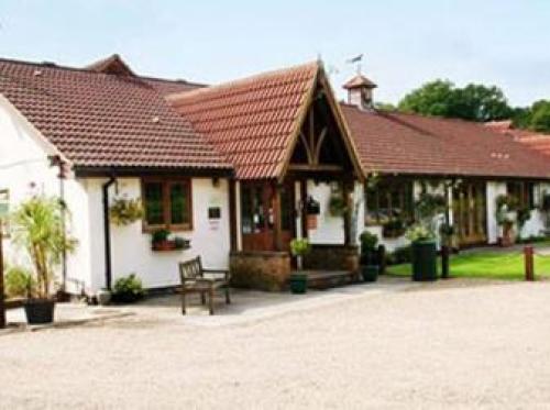 Little Foxes Hotel & Gatwick Airport Parking, Ifield, 