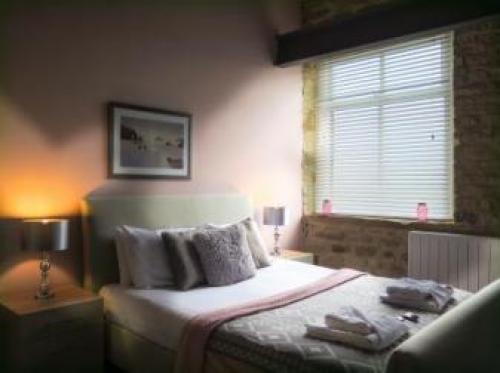 Heritage Serviced Suites - Serviced Apartments, , West Yorkshire