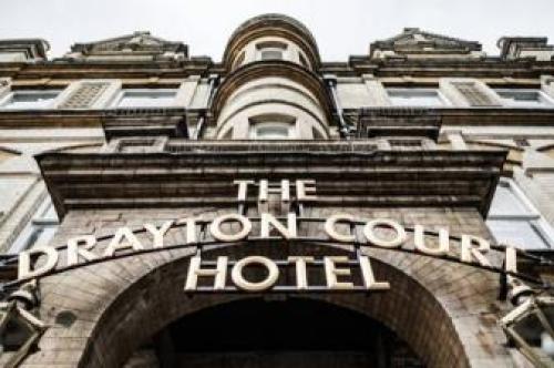 The Drayton Court Hotel, Hanwell, 
