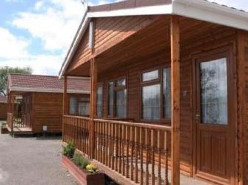 Warrens Village Motel And Self Catering, Clevedon, 