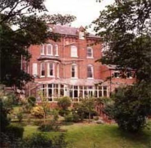 Hillcrest Hotel, Lincoln, 