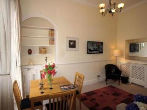 Charming 1br Flat With Patio In The Heart Of Pimlico, Pimlico, 