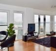 3 Bedroom Dual-aspect Flat With River Views
