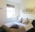 Entire 2 Bed Ground Floor Apartment Central But Quiet