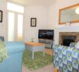 Homely And Well Appointed Priory Apartment By Cliftonvalley Apartments