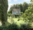 Pair Of Secluded Rural Cottages Near Oxford