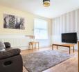 Lovely Liverpool Apartment Sleeping 3 Guests W/ Parking And Mins Walk From Train Station