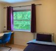 Room In Bb - Double Bedroom In House Share To Let At Stepney Green
