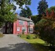 Torrdarach House Bed & Breakfast