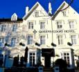 Queens Court Hotel