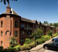 Bredbury Hall Hotel