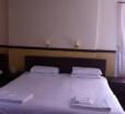 Kinloch Arms Hotel