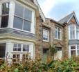 Agapanthus Guest House