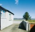 Dolphin Cottage - E5066