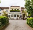 Kingston Lodge Hotel