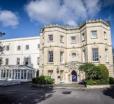 Arnos Manor Hotel