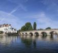 The Thames Riviera Hotel